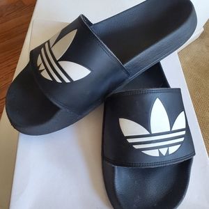 Adidas Slides - Size 11 - Comfort feel - Black